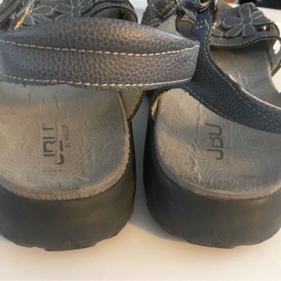 VGUC JBU Wildflower Sandals, Sz 10, Vegan, Daisy, Ankle Strap, Adjustable​ - Picture 11 of 15